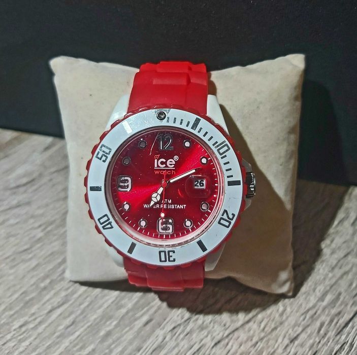 Ceas ICE Watch - Vibrant, Roșu & Alb (Perfect Funcțional)