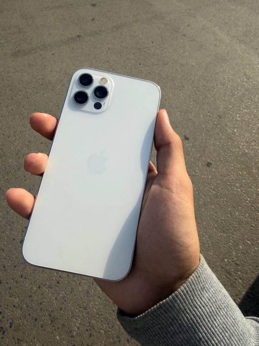 Iphone 12 pro на запчасти