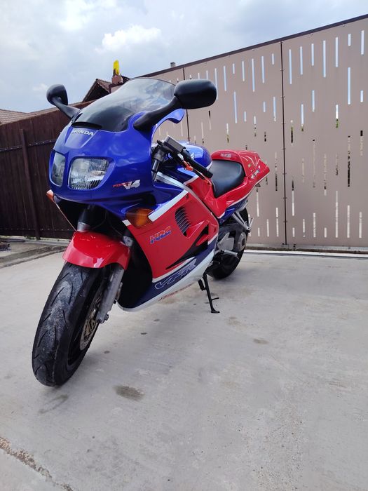 Honda vfr 750 rc36 2
