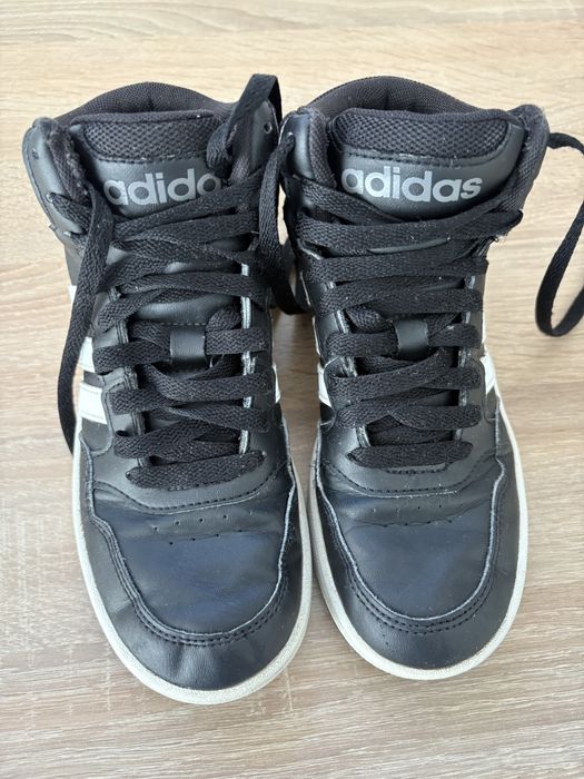 Кецове adidas за момче