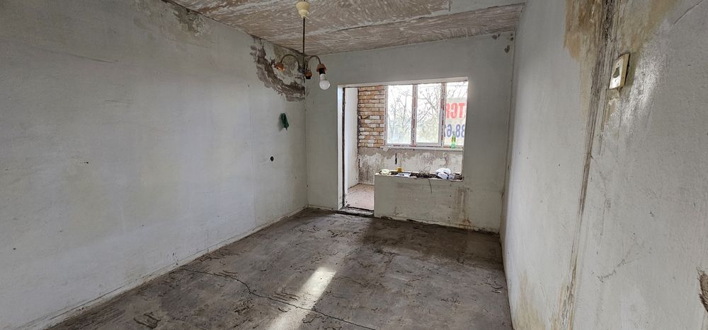 Срочно продаётся 2х комнатная квартира 3м/р