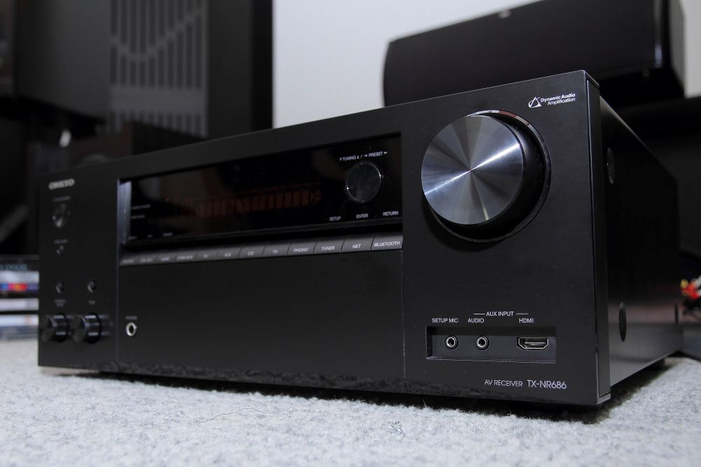 Onkyo TX-MR 686 7.2/4k/Atmos/Bluetooth/Wifi/Airplay/Spotify/usb etc.