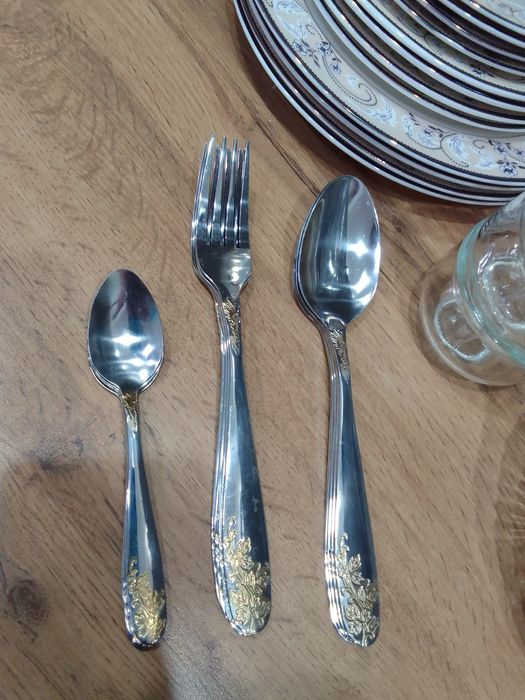 Сервиз на 4 персона