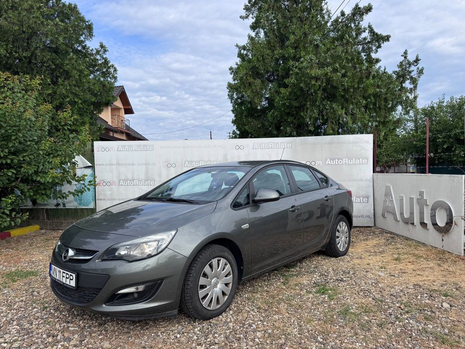 OPEL ASTRA sedan berlina limuzina 2019 1,4 benzina turbo GARANTIE 12 LUNI RATE FiXE AVANS 0%