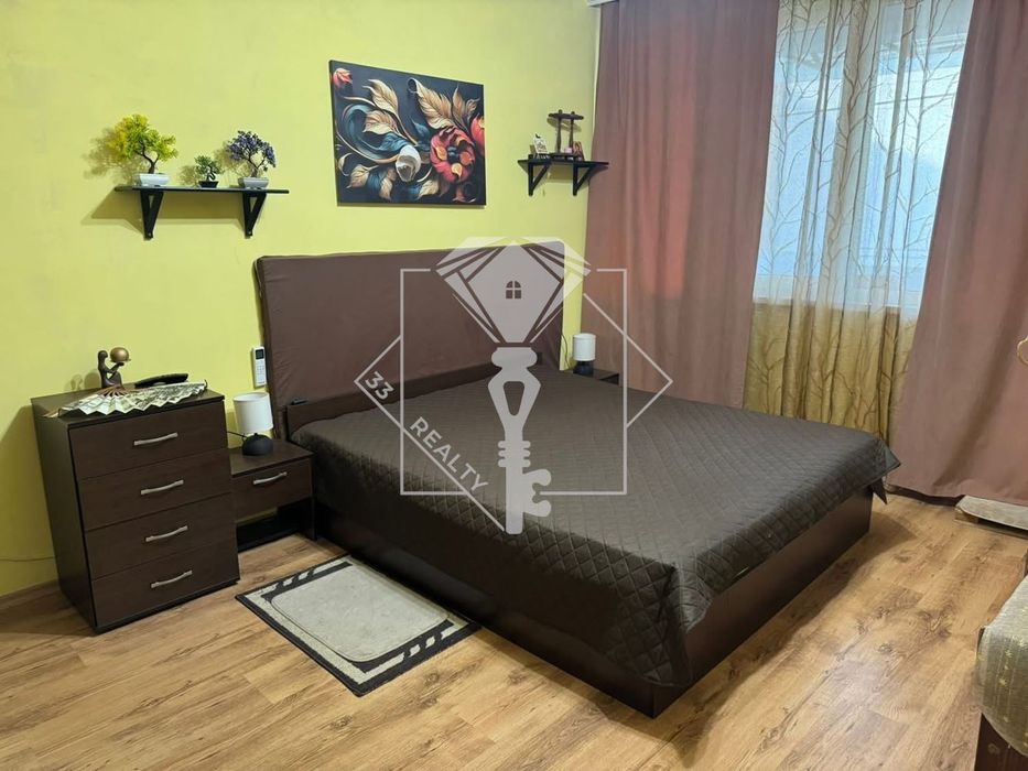 Продава се Тристаен апартамент в Пловдив, Кючук Париж - 107 кв.м за 1636 €/кв.м - Снимка #4