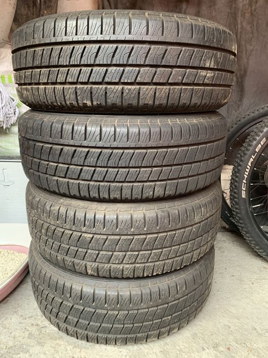 Anvelope -215/60/17 C
