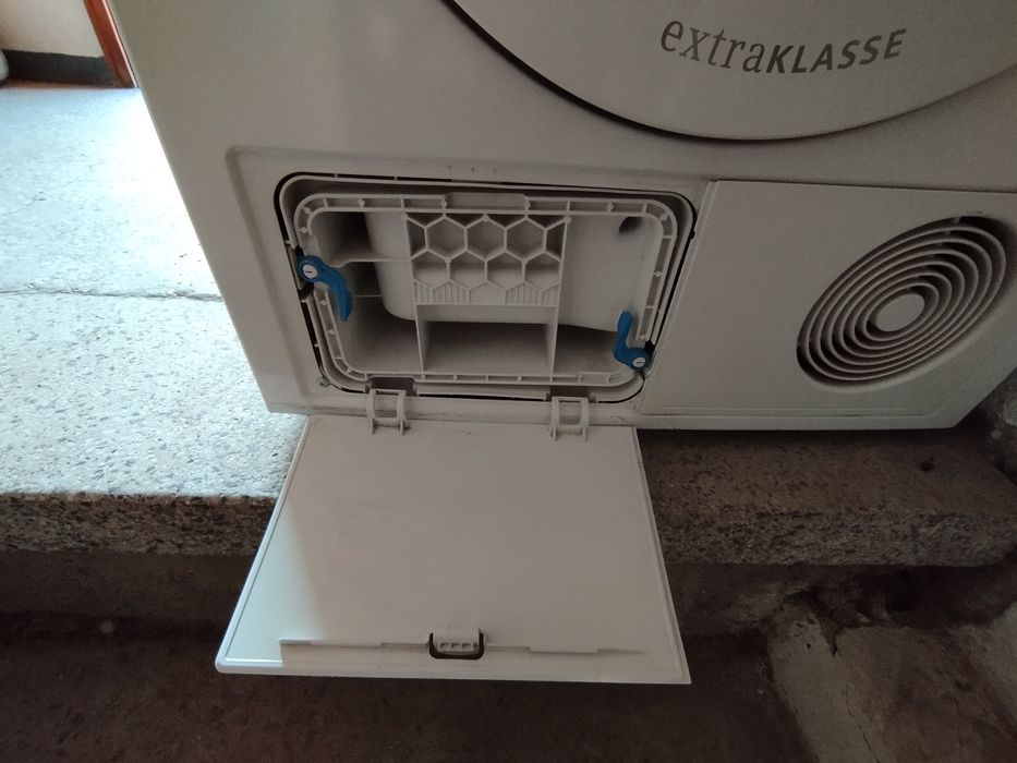 Кондензна сушилня Сименс.