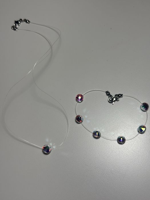 Бижута сваровски, колие, гривна  на нежна прозрачна корда.