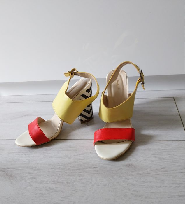 Дамски обувки номер 39