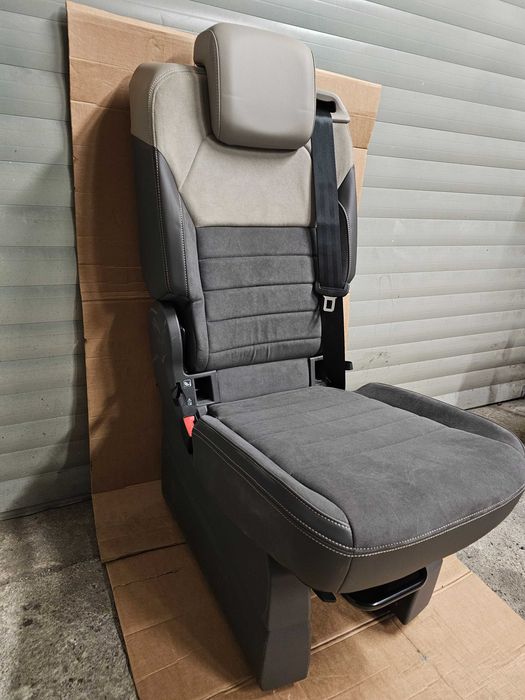 Volkswagen T7 Фолксваген транспортер седалка