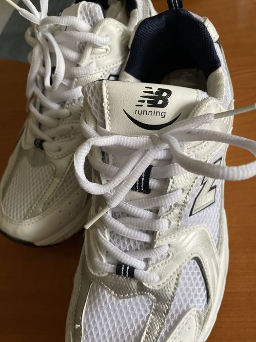 Кроссовки размер 40-41