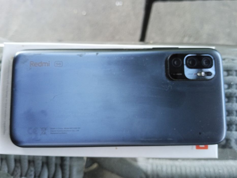 Продаю телефон редми ноут 10 10