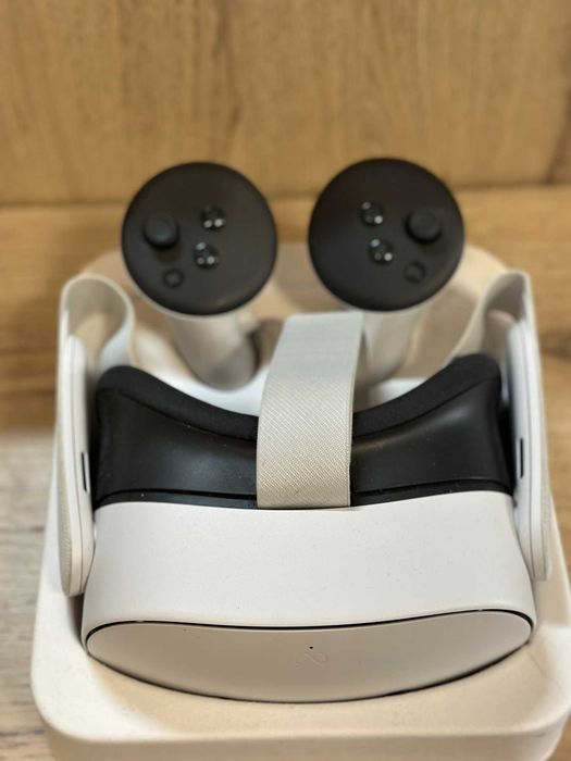 VR Очила Meta Quest 3s 4k 128gb