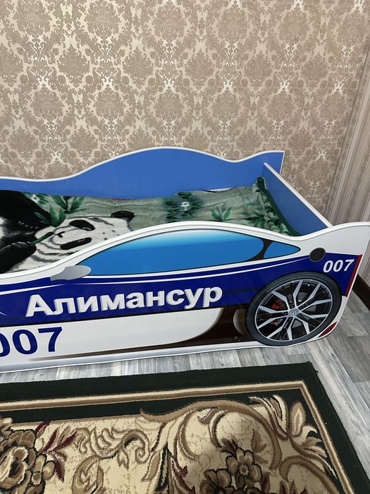 Отдам кровать машинку