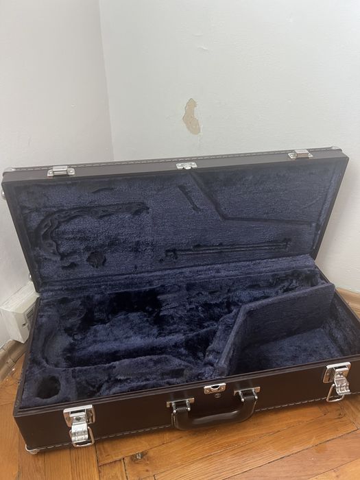 Cutie originala YAMAHA 62 saxofon alto