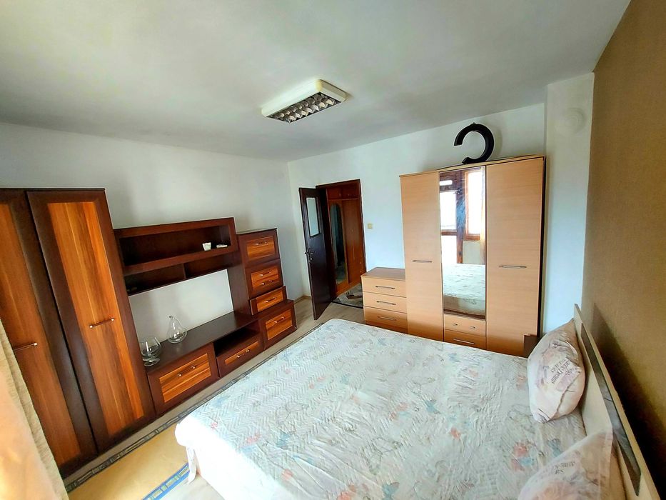 Дава се под наем Двустаен апартамент в Бургас, Център - 60 кв.м за 400 € - Снимка #6