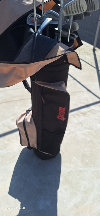 Комплект стикове за голф + калъф