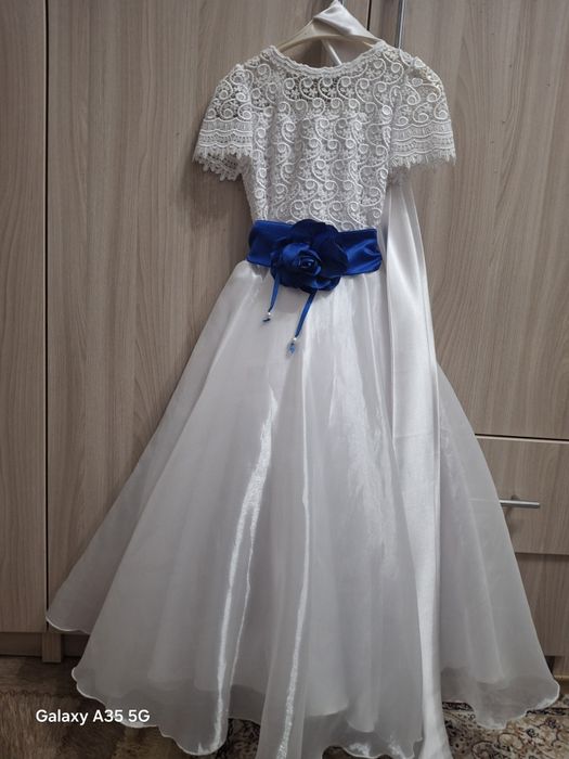 Платье нарядное для девочки 7 лет