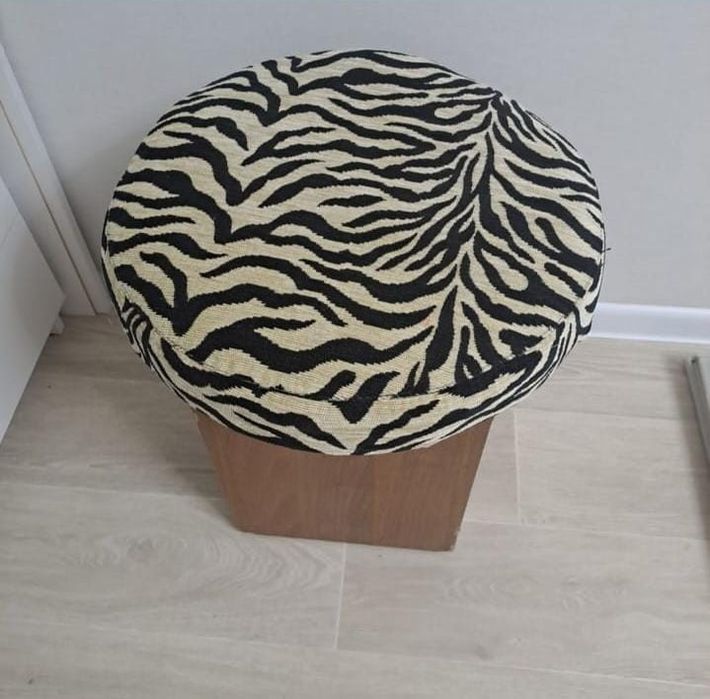 Продам пуфик, стул мягкий