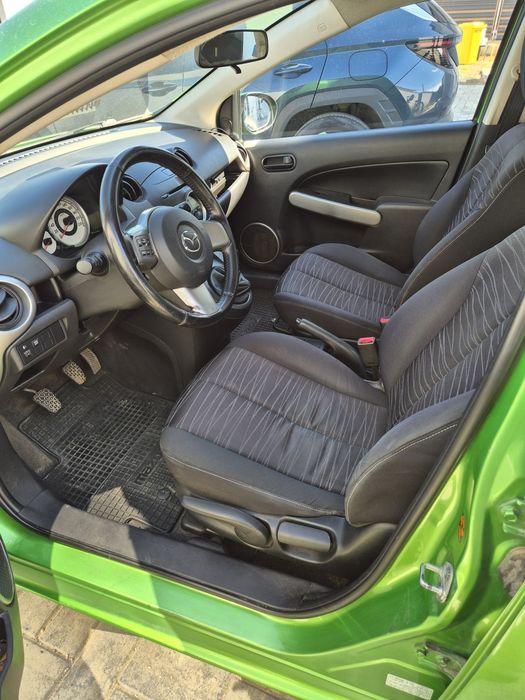 Mazda 2 2009, 1.3 benzina