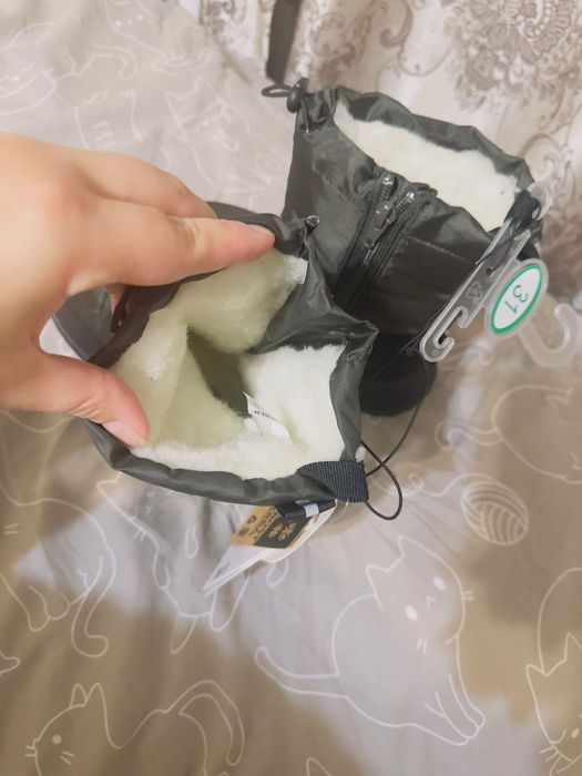 Продам зимние сапоги 31 размер