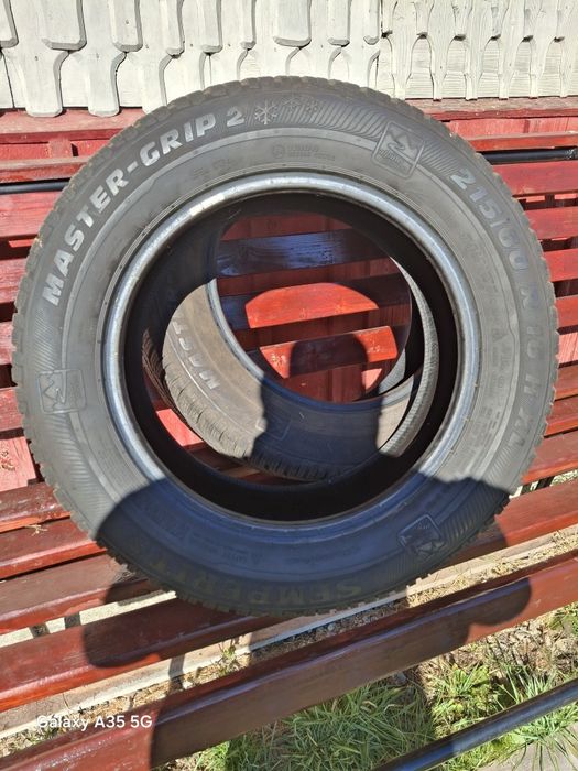 Cauciucuri  215 60R16