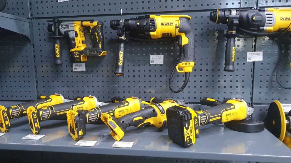 Угловые шлифмашины DeWALT / Болгарки аккумуляторные и сетевые