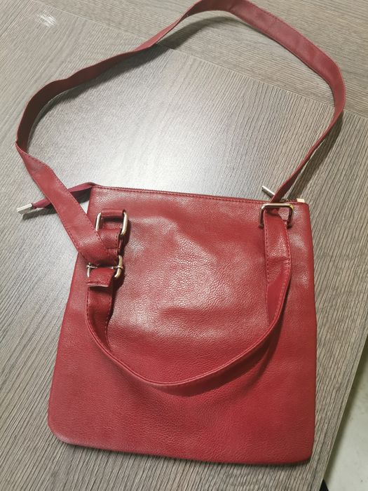 Мъжка чанта за през рамо