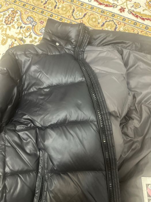 Куртка Moncler продам срочно