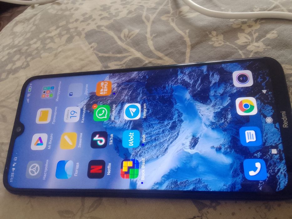 Продаю всё работает