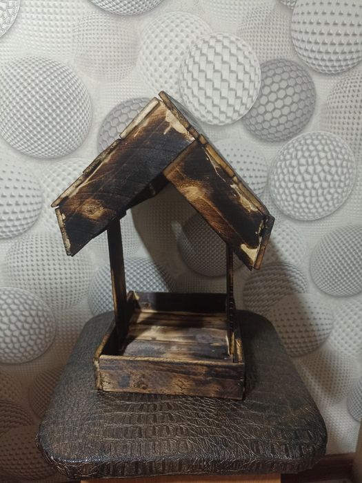 Кормушка для птиц