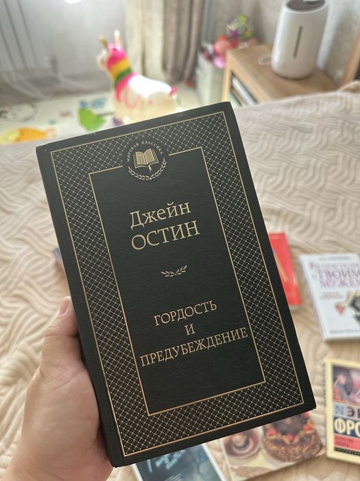 Продам книги