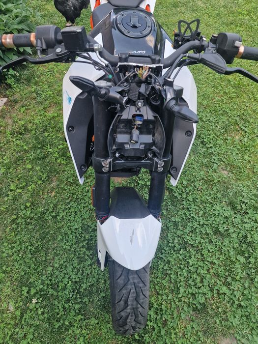 Motocicleta A1 KTM DUKE 125 cc