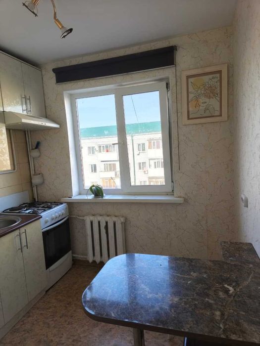продам 2 ком квартиру район Атлантида