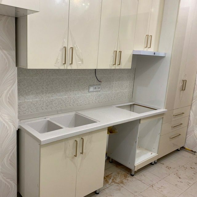 Ремонт Мебели. Реставрация любой сложности Замена кухонных столешниц.