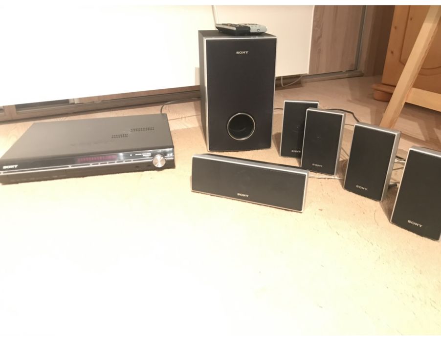 Система за домашно кино без следи от употреба