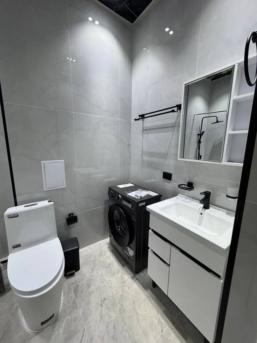 Сдается 2 комнатная квартира на БИЙ. 700 у.е.