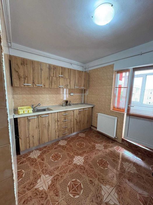 Apartament de închiriat