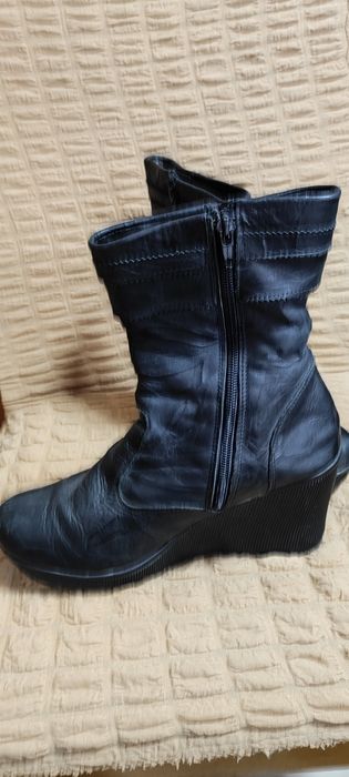 Дамски боти, платформа, черна естествена кожа, стелка 25,5 см, изгодно