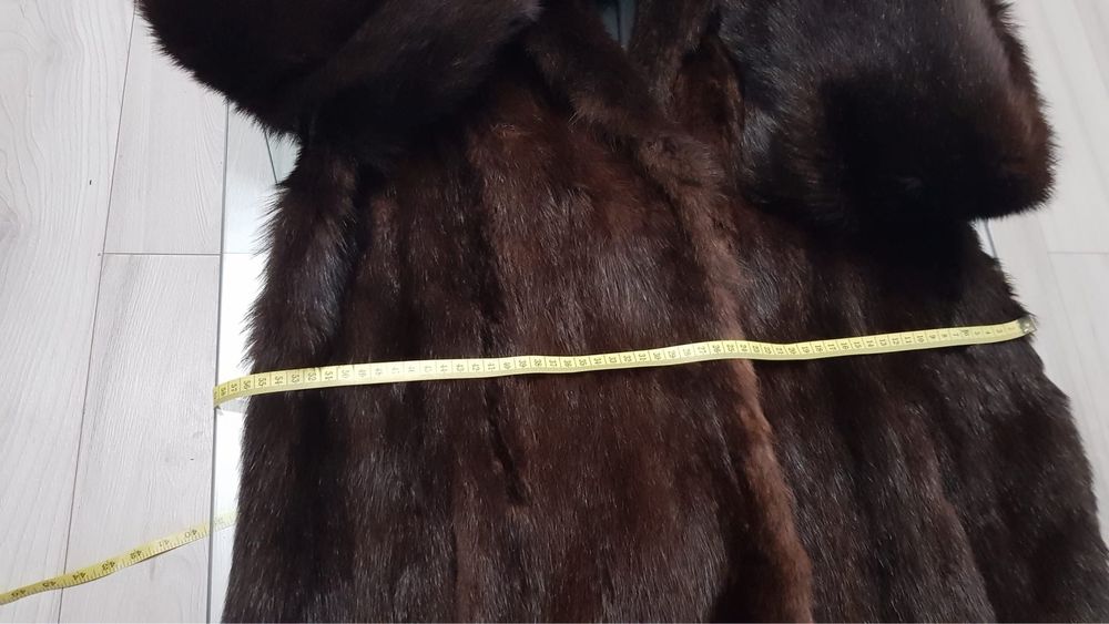 Haina de blana naturala de bizam