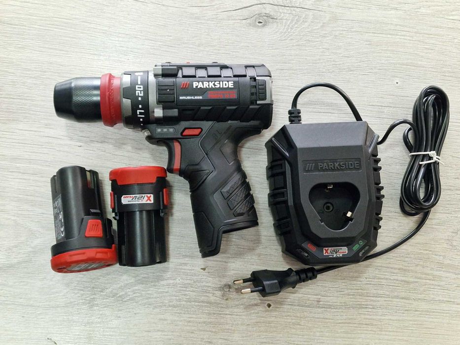 НОВ!Винтоверт PARKSIDE PBSPA12 E4 / 2 батерии,заряднo+свредла и битове