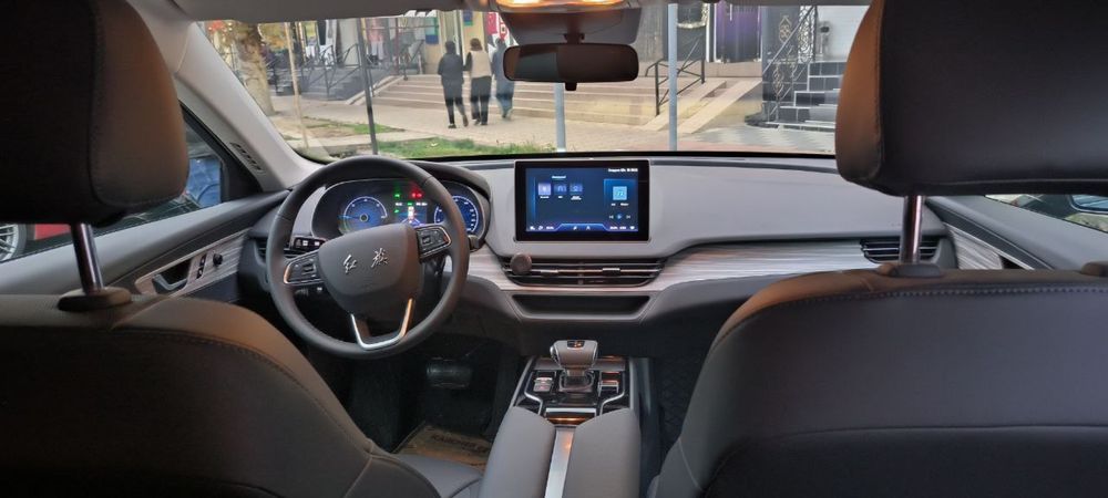Срочно продам honqi eqm-5