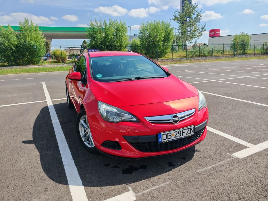 Opel Astra GTC 2012 | 1.4 Benzină 101 CP