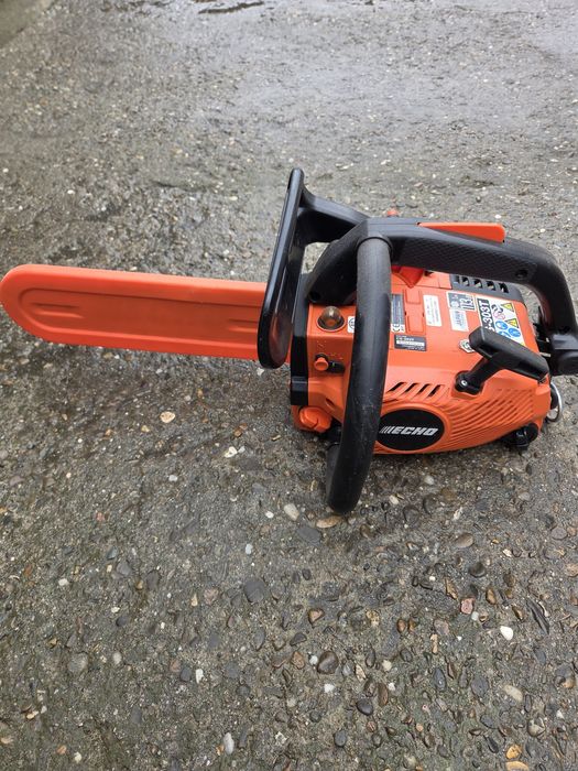 Echo CS-303T motofierăstrău