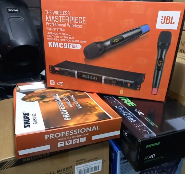 Звуковое оборудование микшеры акустика для ресторанов и баров.