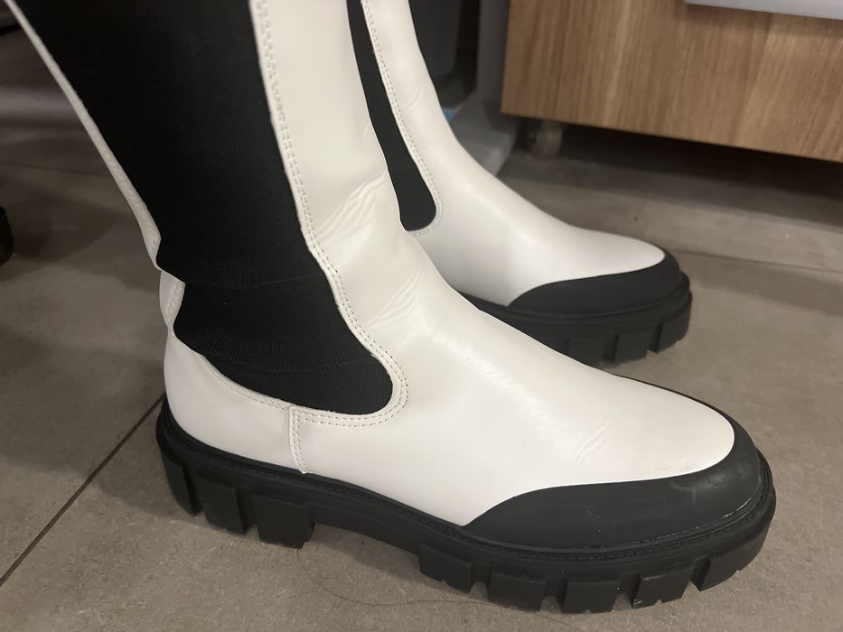 Зимни боти About you