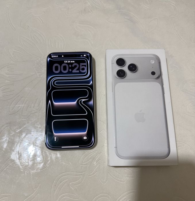 Продам iPhone 17 Pro Max 256 GB Silver