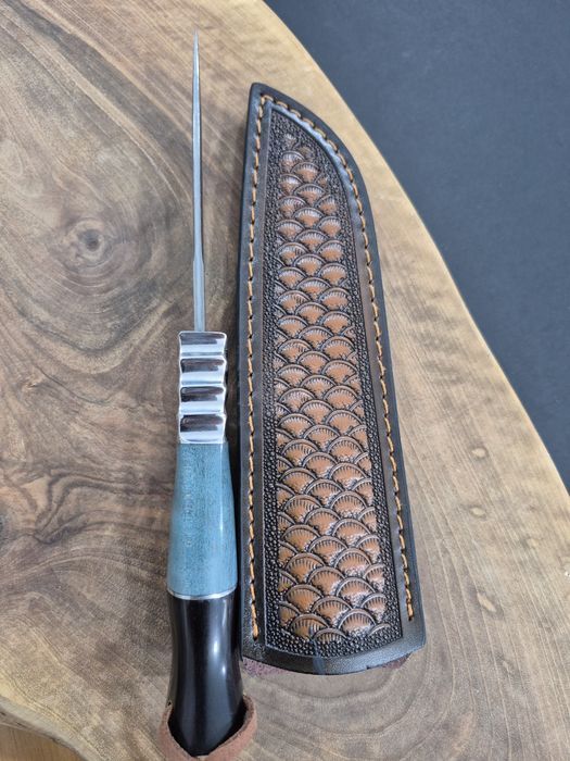 Ловен нож дамаска VG10 стомана,уникална дръжка  и кожена кания,LN436