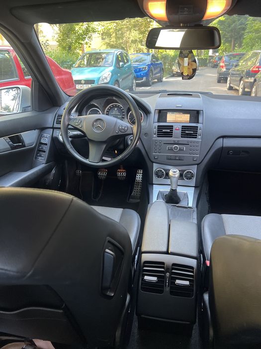 MERCEDES-BENZ C-Class 2011 — imagine 4
