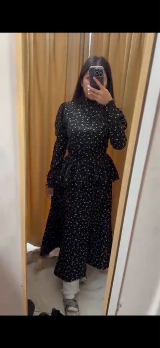 Женские платья вечерние